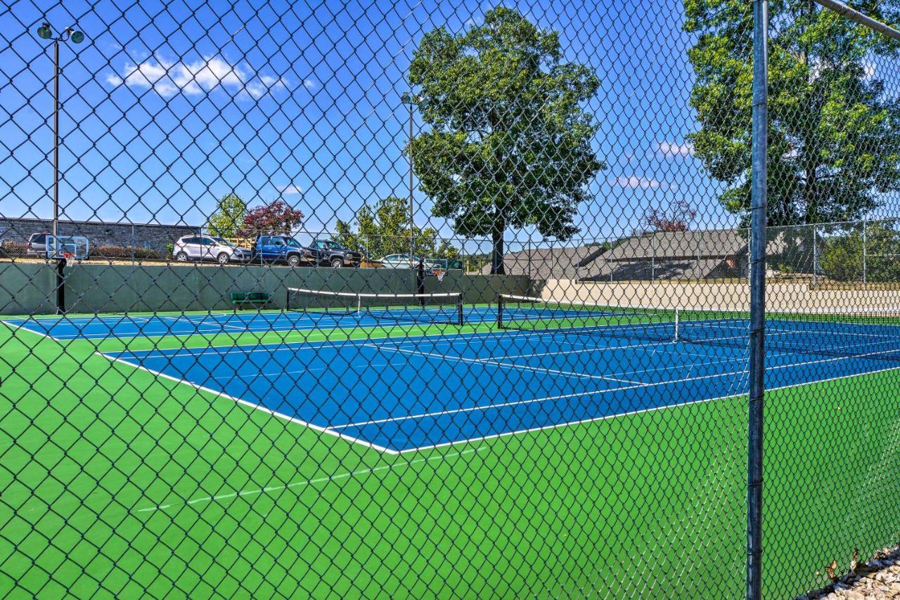 Pet-Friendly Branson Retreat With Pool And Golf Access Appartement Buitenkant foto